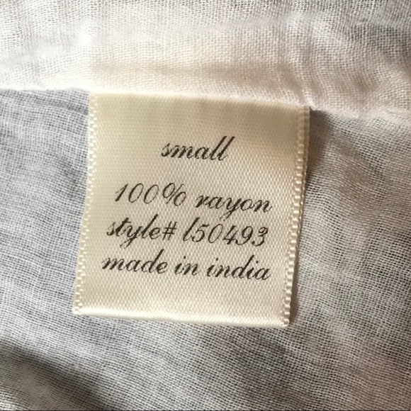 Francesca’s Blue & White Floral Lace Dress - Picture 3 of 4